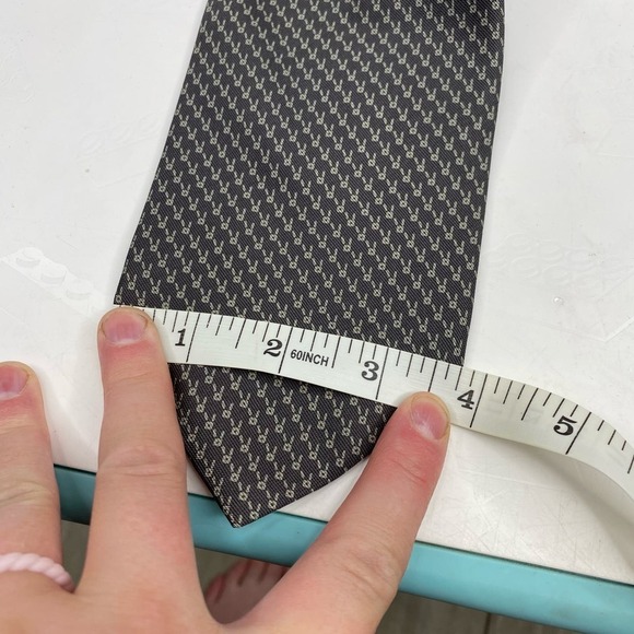 Vintage Armani Collezioni Gray with Light Gray Dots 100% Silk Neck Tie - Picture 3 of 6